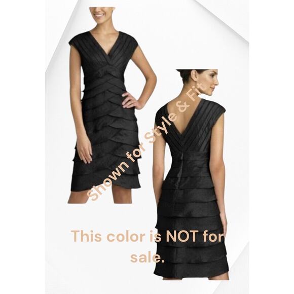 Adrianna Papell Dress SZ 10 Black White Shutter Pleat Sleeveless Sheath V-Neck - Picture 3 of 14